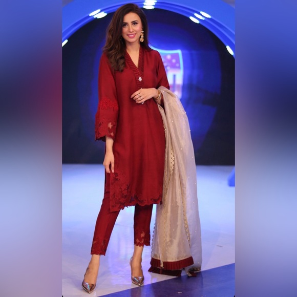 Madeha Khurram (3pc) - Picture 3 of 4